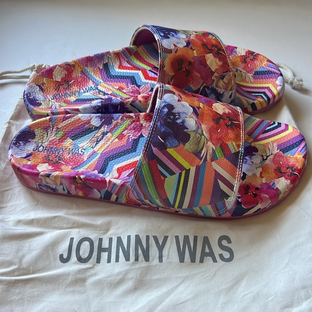 NWT Johnny Was Floral Stripe Pool Slides 9M